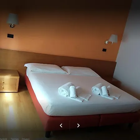 Cavalieri Szálloda 3*