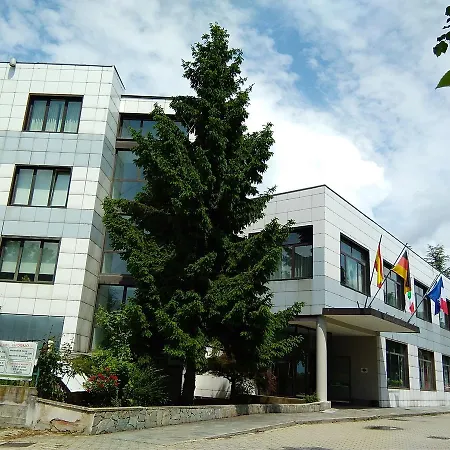 Cavalieri 3*