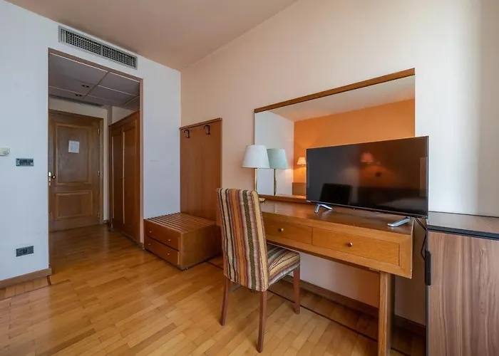 Cavalieri Hotel 3*